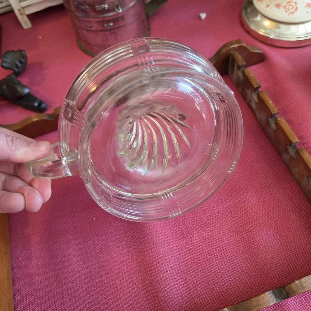 Vintage Hazel Atlas Clear Ribbed Depression‎ Glass Large Juicer Reamer